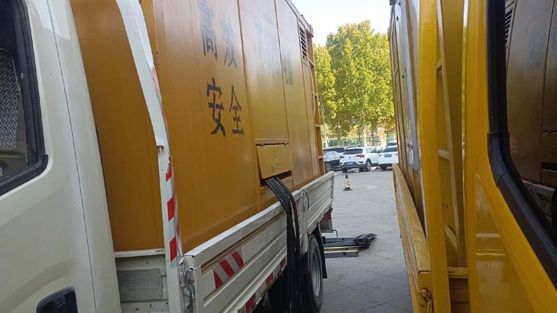 宝塔如何判断柴油发电机组和UPS电源的切换时间是否符合要求？