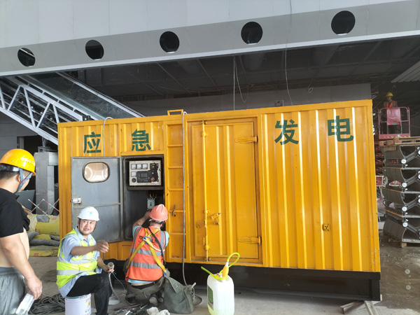 宝塔怎样判断空气滤清器是否需要更换？